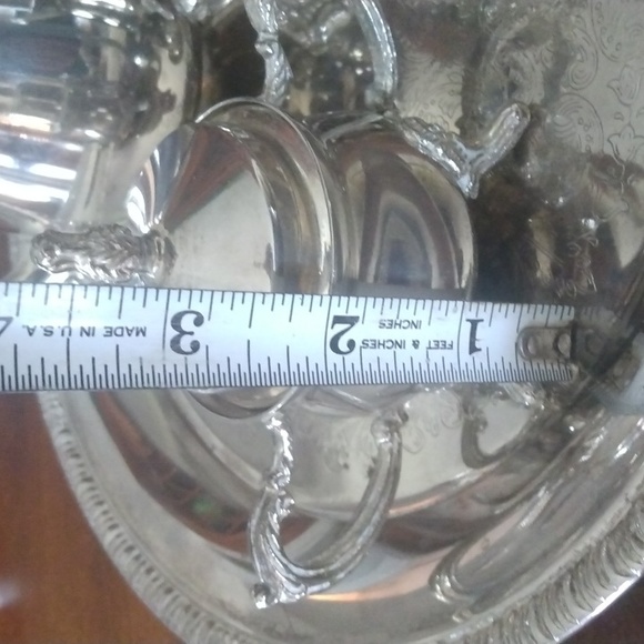 International Silver Company Vintage Small Teapot, Sugar bowl, creamer and tray - Picture 9 of 10